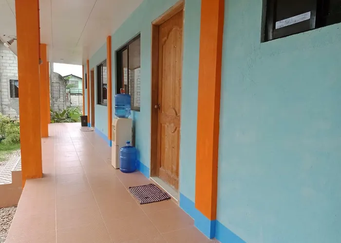 Gallano Homestay *